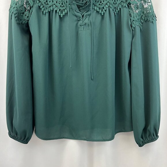 Express Women’s Crochet Tie Up Neck Top Green Size Small Long Sleeve - Picture 4 of 7
